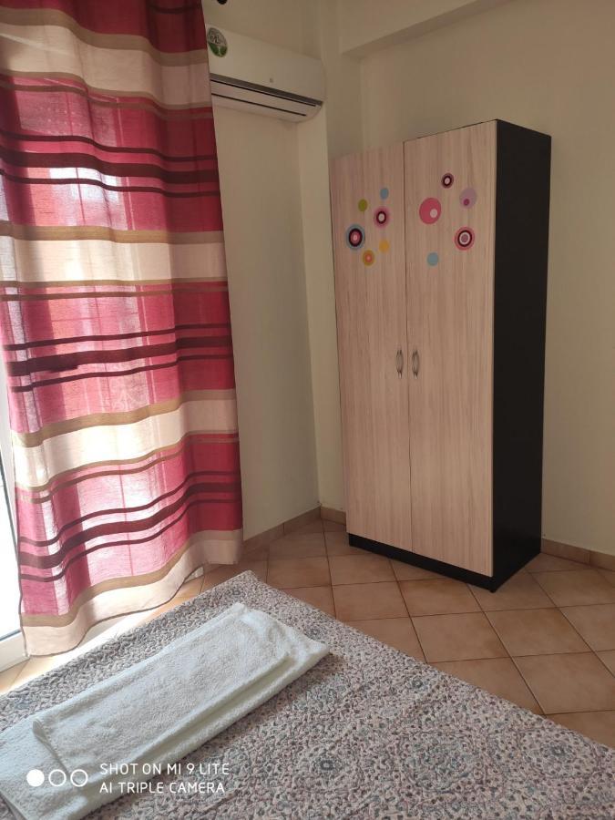 Nea Kallikrateia Kelesi Apartments מראה חיצוני תמונה